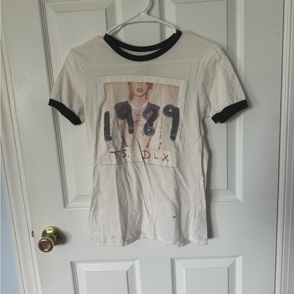 Taylor Swift 1989 White T-Shirt with Black Trim